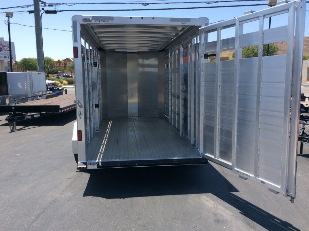 What Hauling a Cow Actually Looks Like (And How Grass Fed Cattle Are Transported)