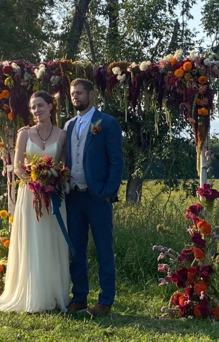 A Wedding On The Farm